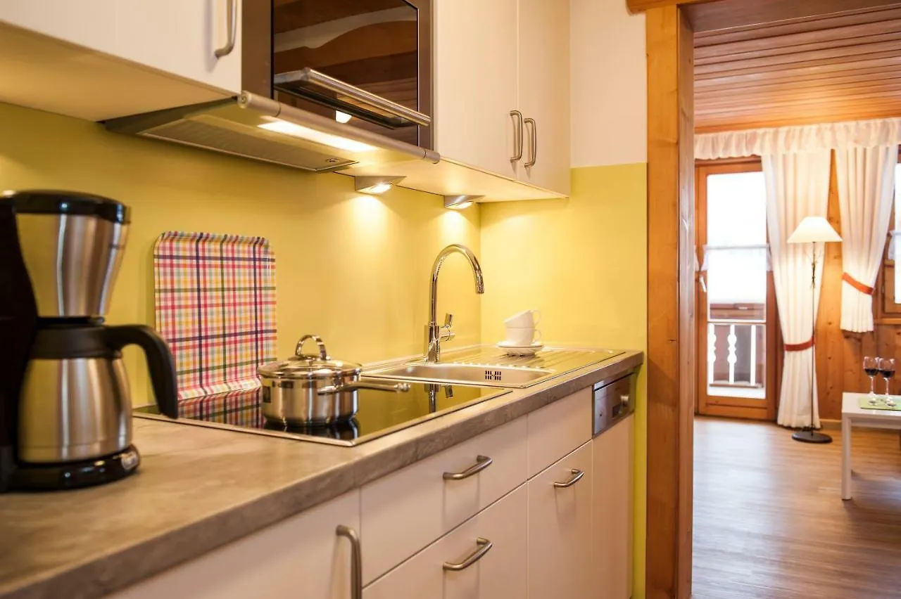 Apartment Ferienwohnungen Alpentraum - Landhaus am Bächle Oberstdorf